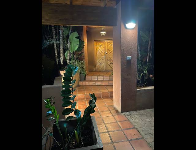 25M² BUSINESS TO LET IN SAFARI GARDENS